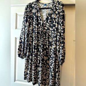 Old Navy Black and White Floral Long Sleeve midi Dress SZ L tall